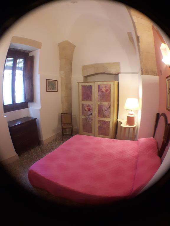 レッチェ Antica Galateo Bed & Breakfast エクステリア 写真